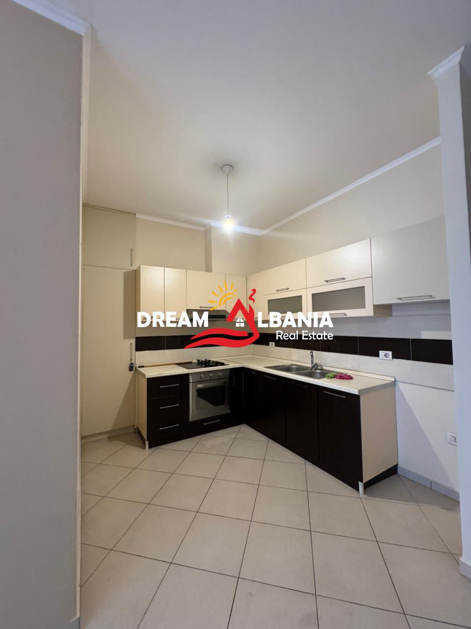 Shitet Apartament1+1 Komuna e Parisit, Kompleksi Kika 2 (ID 51110004) 3