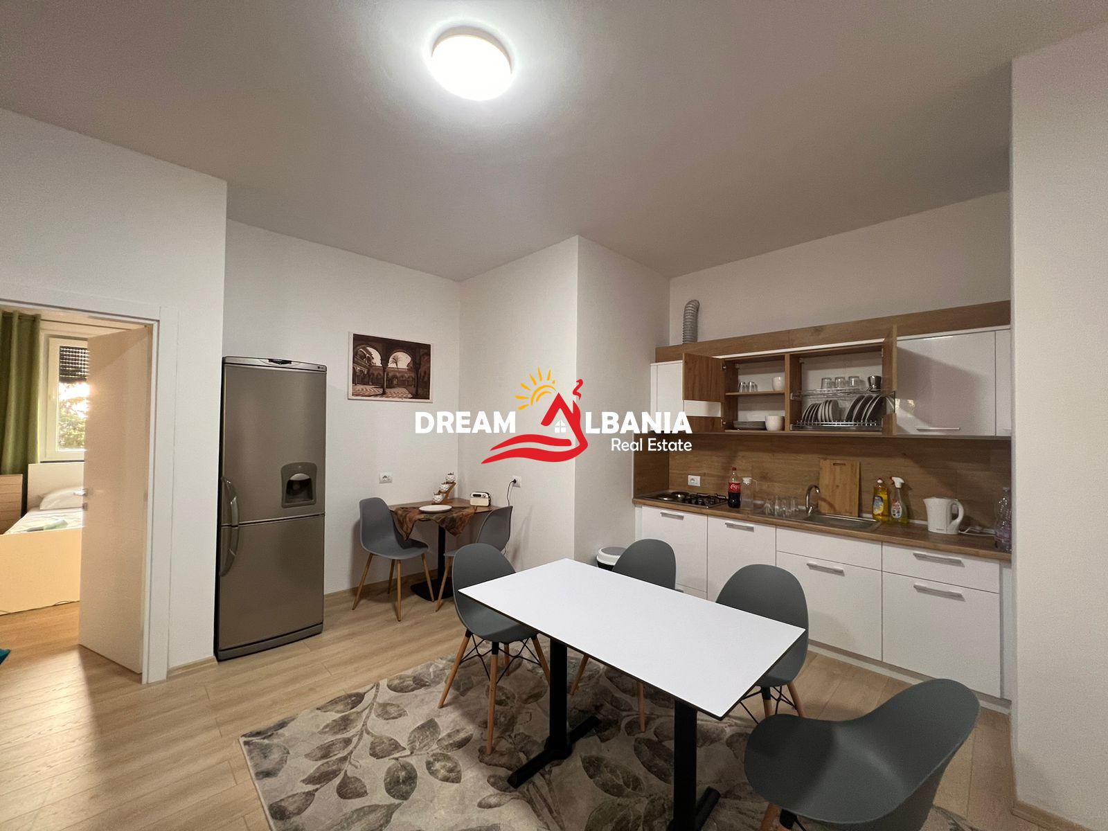 Jepet me qera apartament 2+1+2 me Parkim ne rrugen Aleksander Moisiu, prane Klanit (ID 42215039) 3