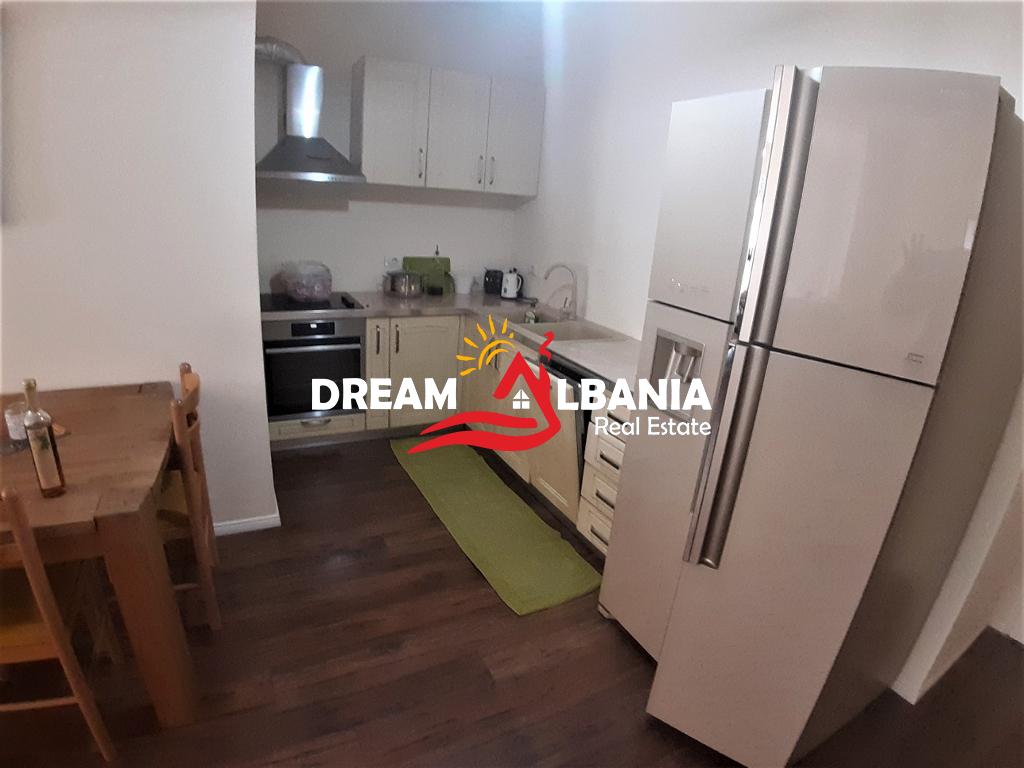 Apartament 2+1 me qera ne zonen e Zogut te Zi tek Ring Center ne Tirane (ID 4221911 )