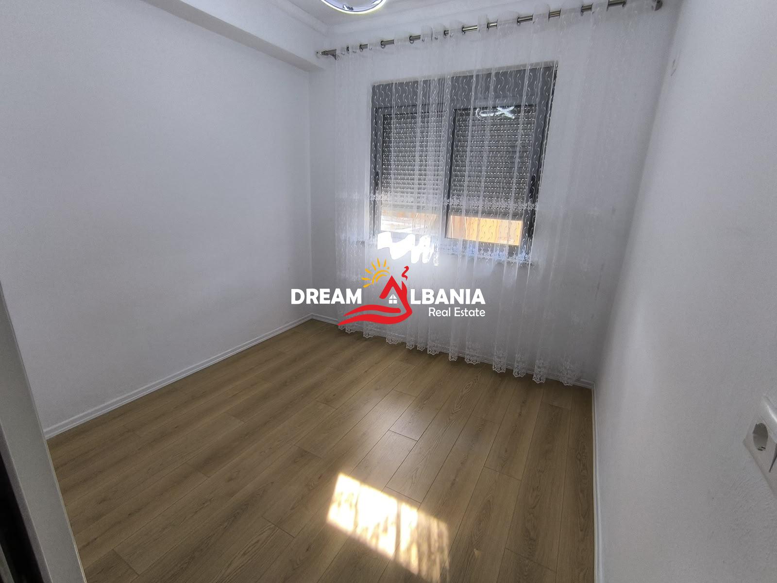 Shitet Apartament 2+1 prane Restorant Freskut, Tirane (ID 41212273) 3
