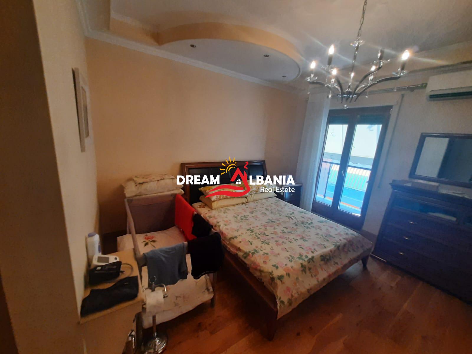 Apartamente 3+1 me qera ne qender ne Tirane (ID4231282 ) 4