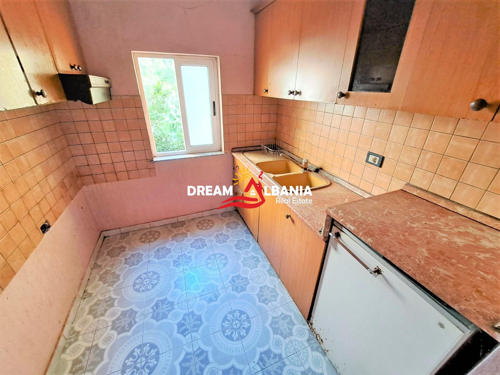 Apartament 3+1 ne shitje tek Tregu Elektrik ne afersi te Muzeut Te Shkencave Te Natyres ne Tirane (ID 4139150) 3