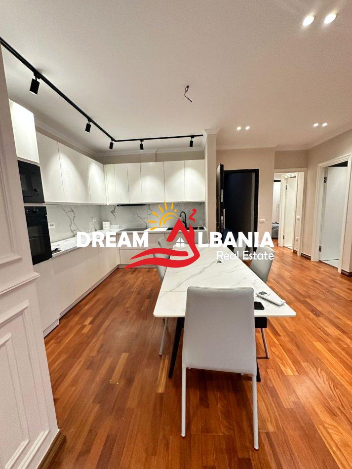 Jepet me qera apartament+verande | Penthouse 2+1+2 rruga e Kavajes (ID 42214491) 4