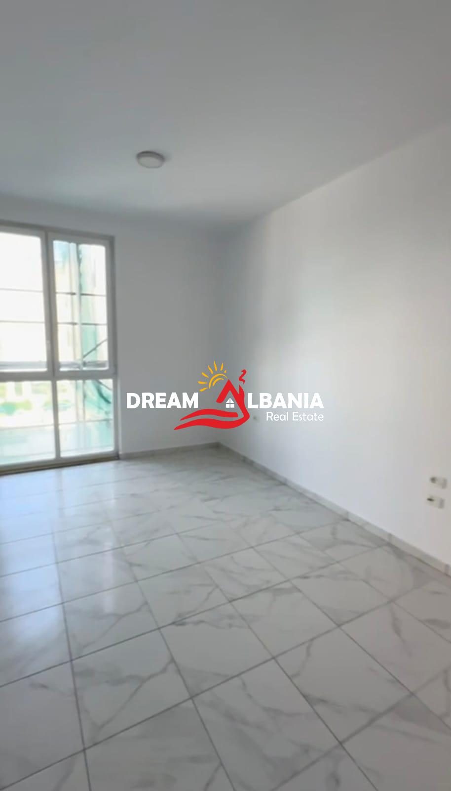 Jepet me qera Ambient Biznesi Rruga Kavajes, mbrapa Square 21 (ID 42611569 )