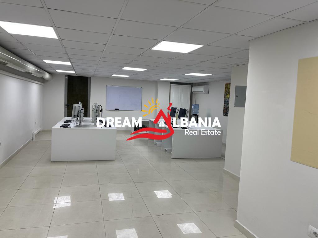 Ambjent per zyra me qera te Bulevardi i Ri rruga Jordan Misja (ID 42611207). 2