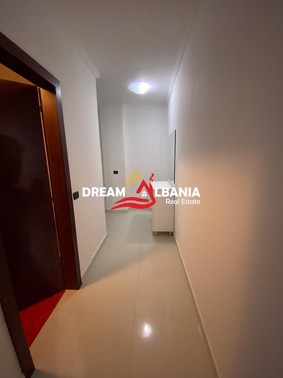 Apartamente 2+1 me qera ne rrugen e Bogdaneve prane Qendres ne Tirane (ID 4221928 )