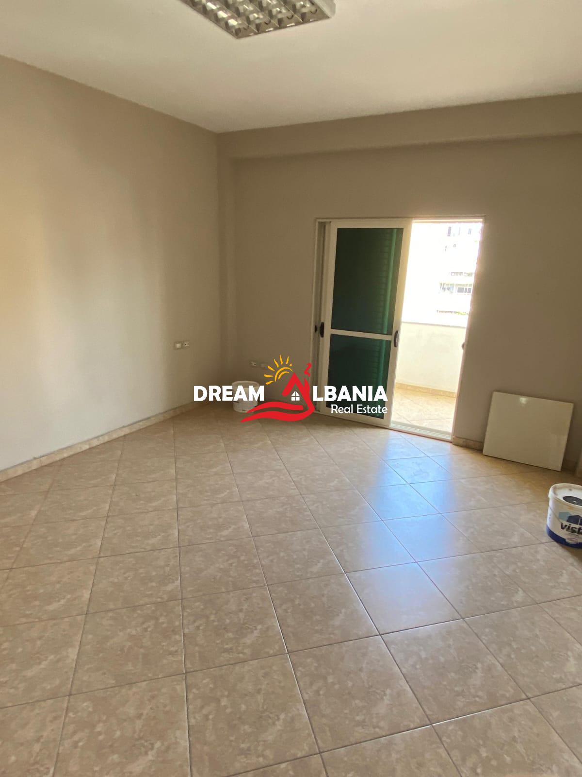 Apartment 3+1 per qera ne Rruga Shkelqim Fusha afer big Market (ID 4231488) F 2