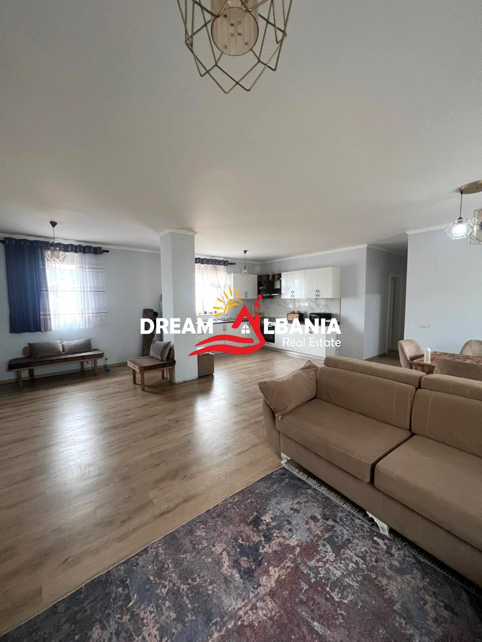 Apartament 3+1+2 ne shitje te Liqeni i thate prane Kopshtit Zoologjik (ID 4131360). 2