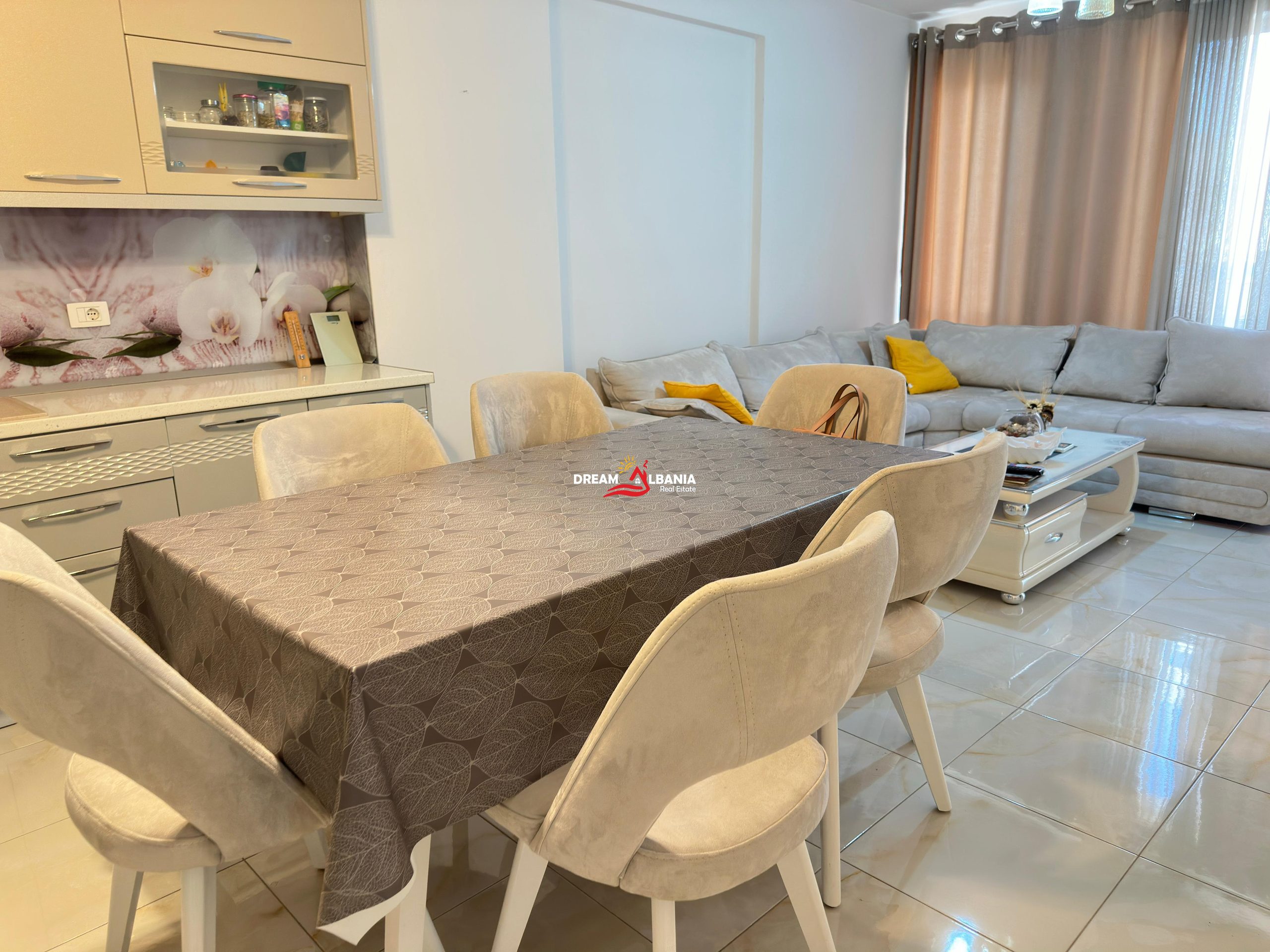 Apartament 2+1+2 me qera te Selvia, Tirane (ID 42215378) 3