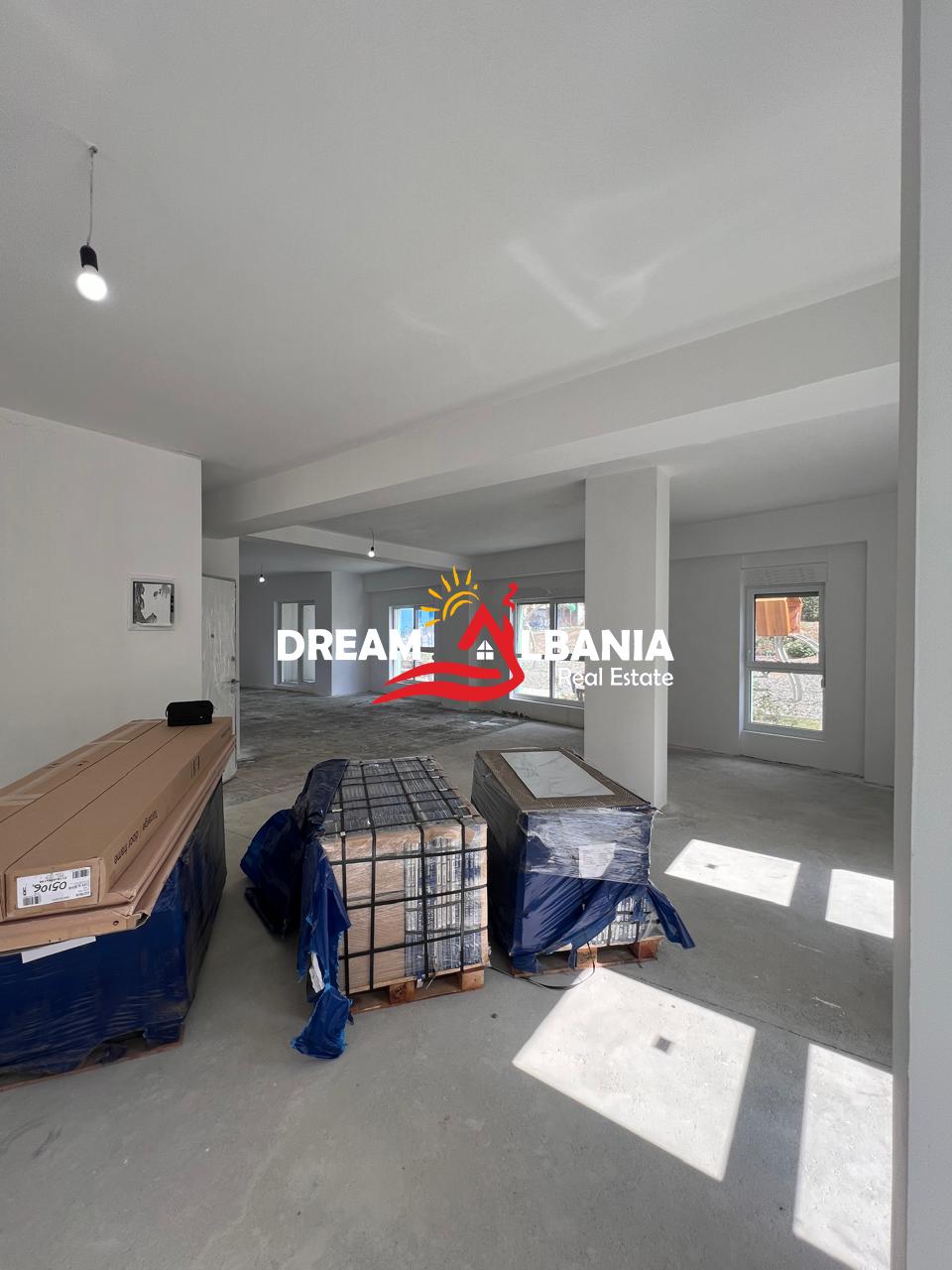 Jepet me qera dyqan ne Ali Dem (ID 42711172) 2