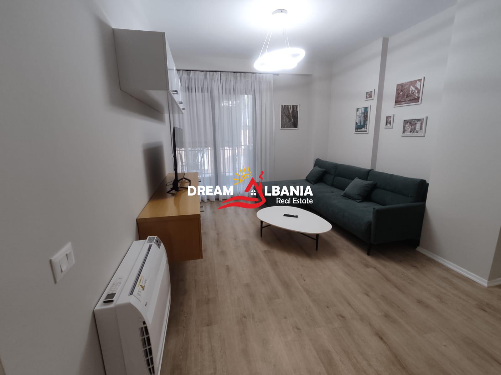 Jepet apartament 2+1+2 me qera ne Pazar te Ri , Tirane ( ID 42215479 ) 2