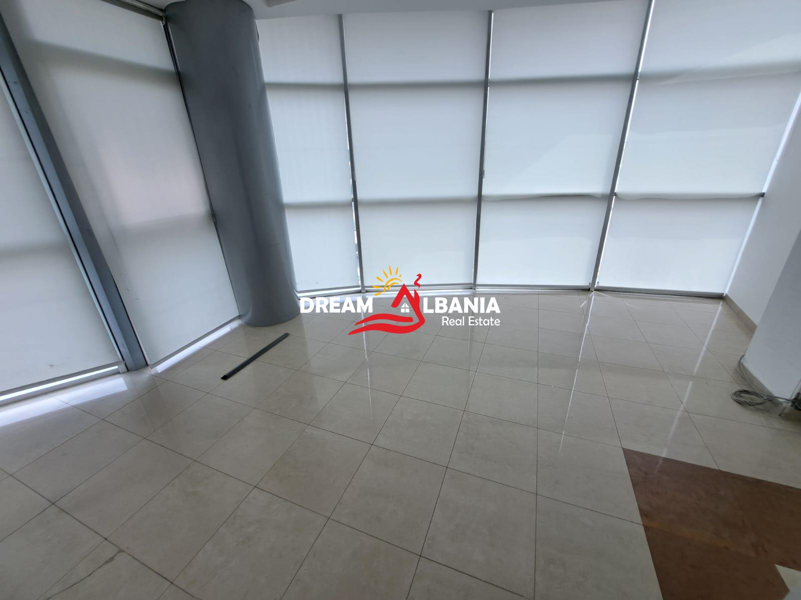 Godine 6 kateshe me qera ne rrugen Bardhyl ne afersi te Farmacise 10 ne Tirane (ID 42611107) 3