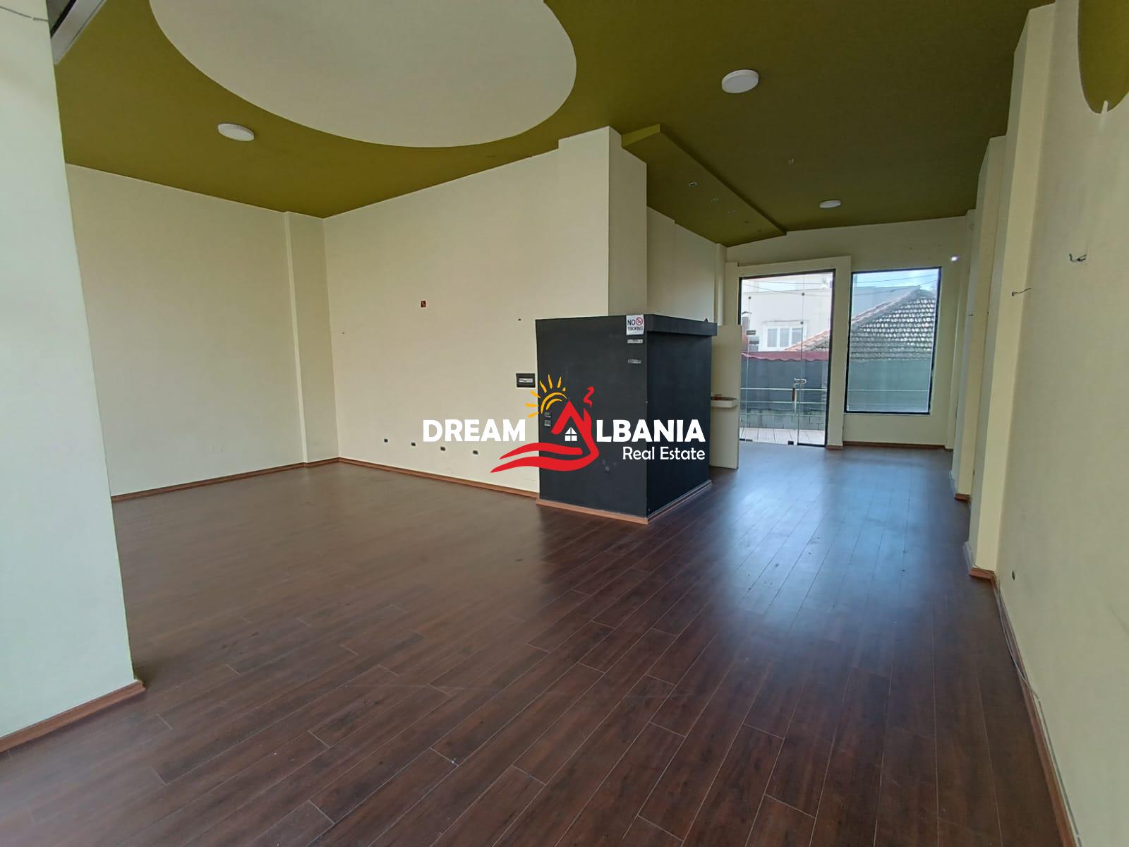 Ambjent biznesi ne shitje ne Rrugen e Elbasanit, Tirane (ID 4171619) 4