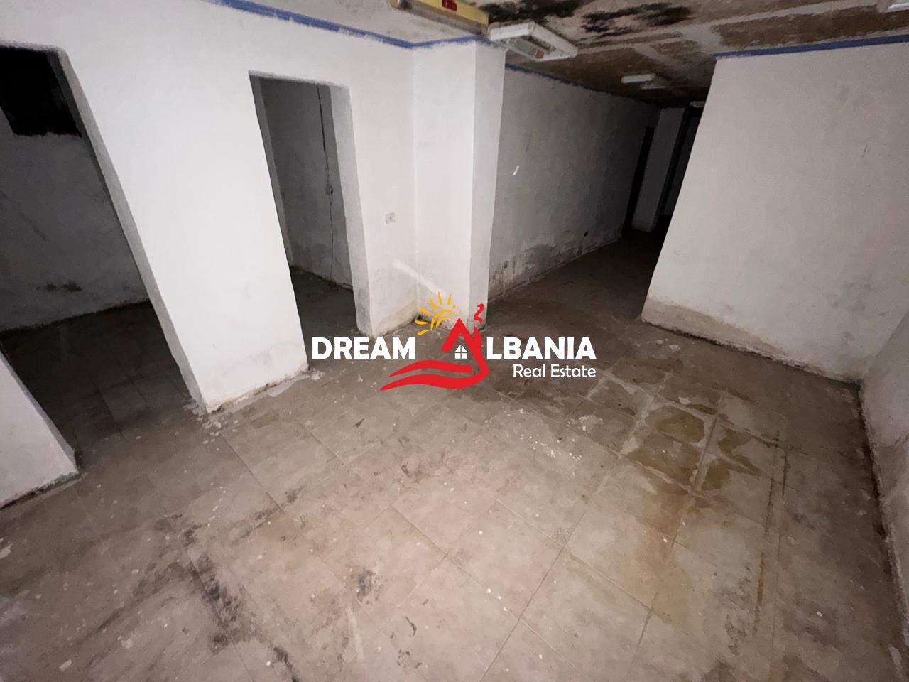 Magazine Bodrum ne shitje mes Rruges Durresit dhe Rr. Mine Peza Qender Tirane (ID 4181126 ) 2