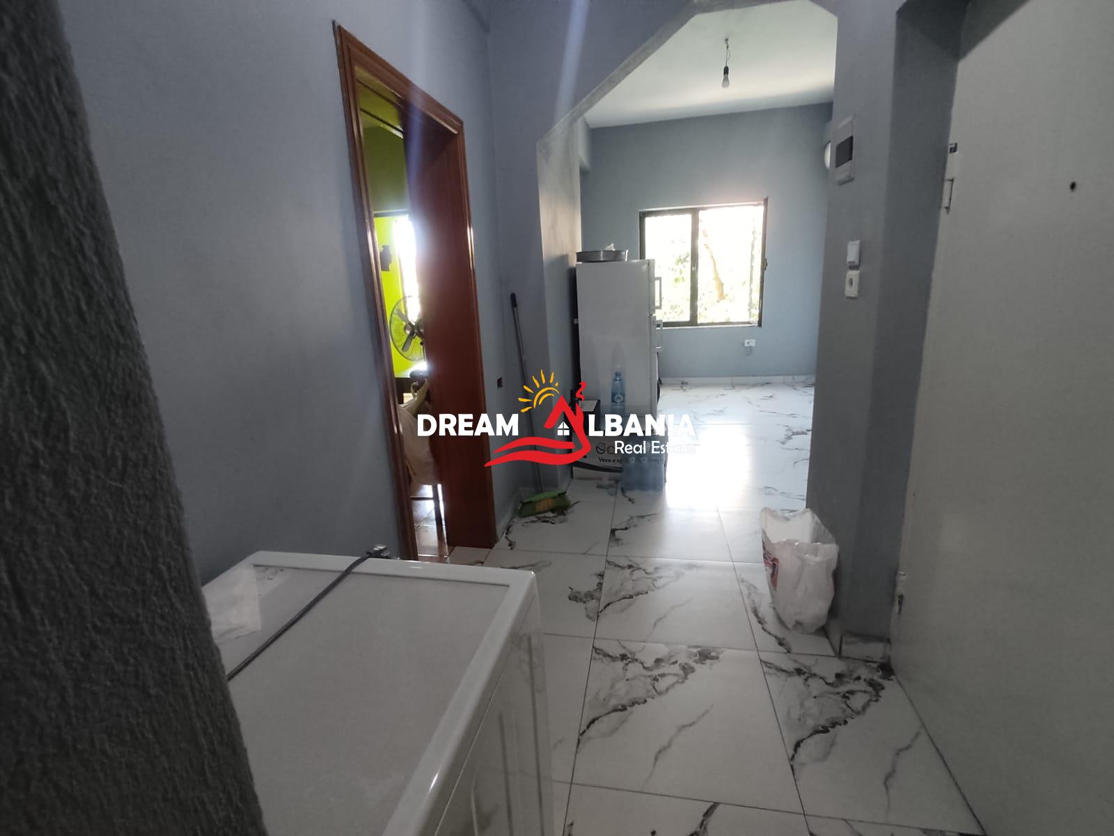 Shitet Apartament 1+1 ne Rrugen e Dibres prane Medresese (ID 4119479) 2