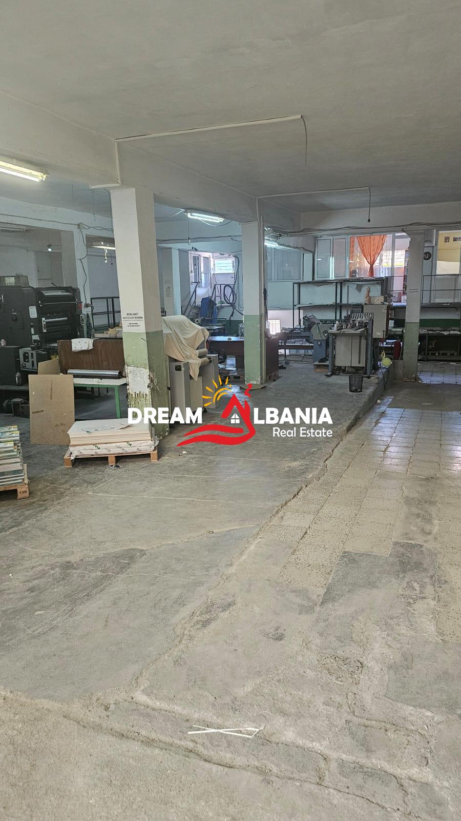 Magazinë me qera në Sauk, në Tiranë (ID 4281310) F