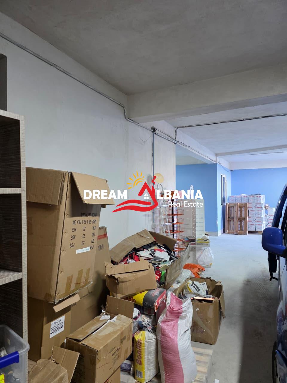 Shitet Magazinë me Zyra – Rruga Ardeno, Tiranë (4181128)