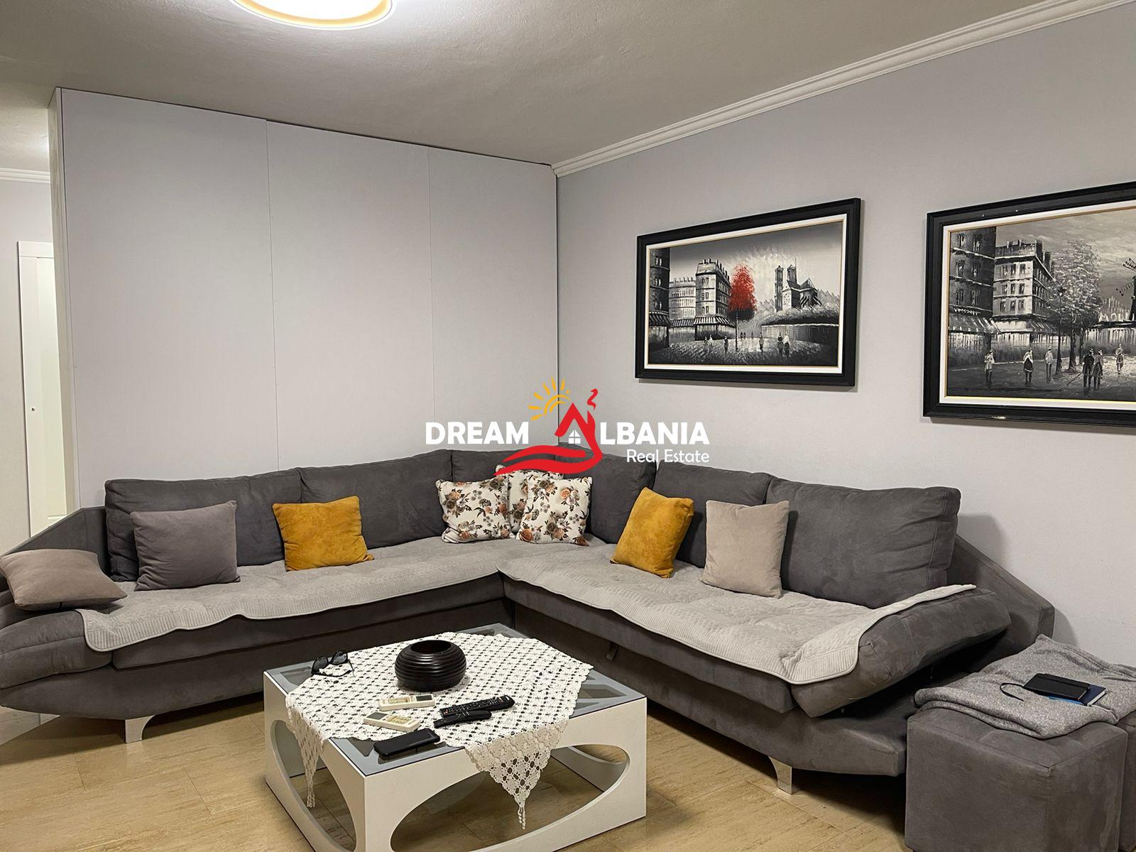 Jepet apartament me qera 3+1 per HOSTEL tek Mozaiku i Tiranes (ID 4239067)