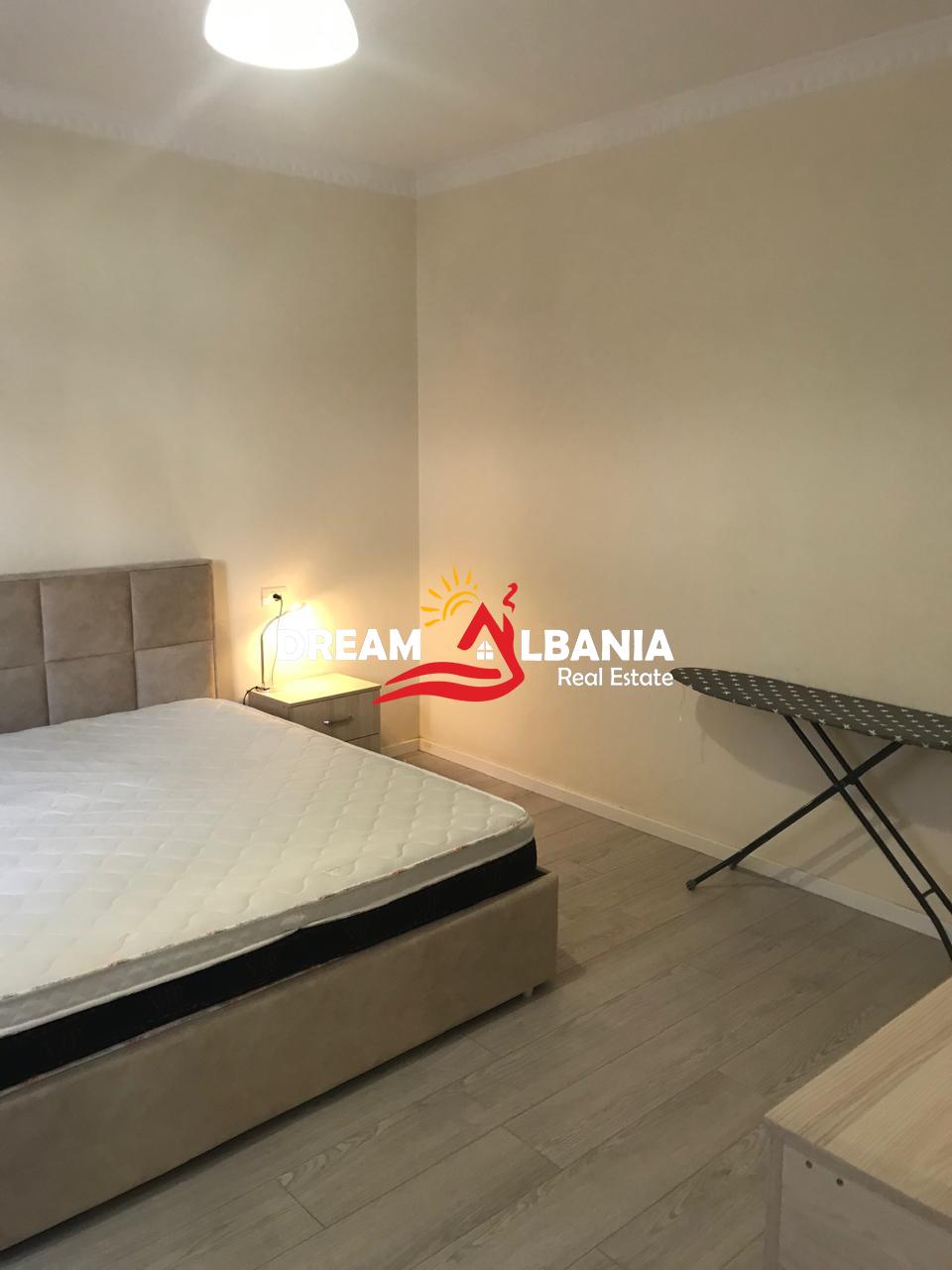 Jepet Apartament 1+1 Ish Tregu Elektrik,prane Kompleksit Grand (ID 4241094) 4