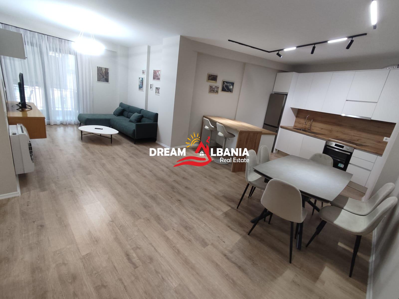 Jepet apartament 2+1+2 me qera ne Pazar te Ri , Tirane ( ID 42215479 )