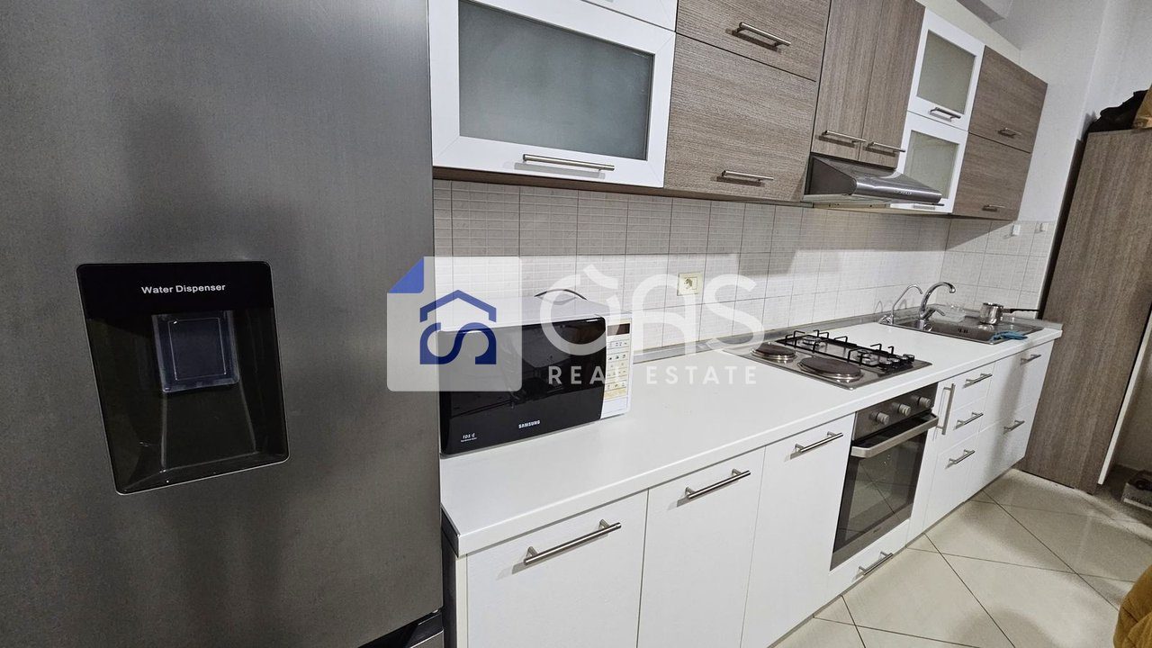 Jepet apartament me qera 1+1 Astir 2