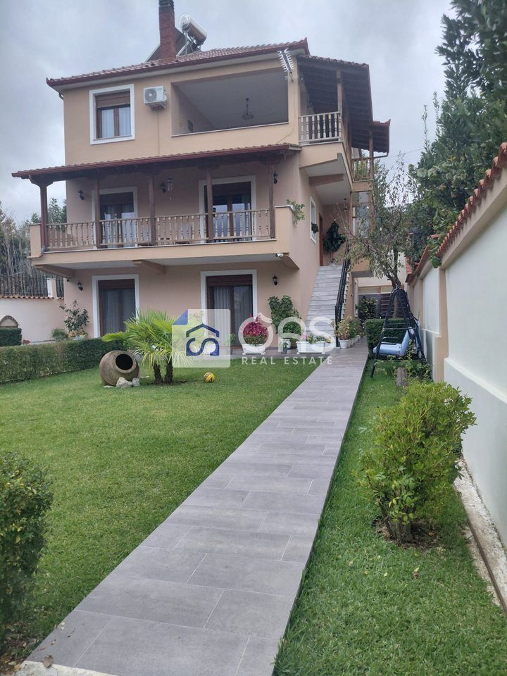 Jepet me qira duplex zona Ali Dem