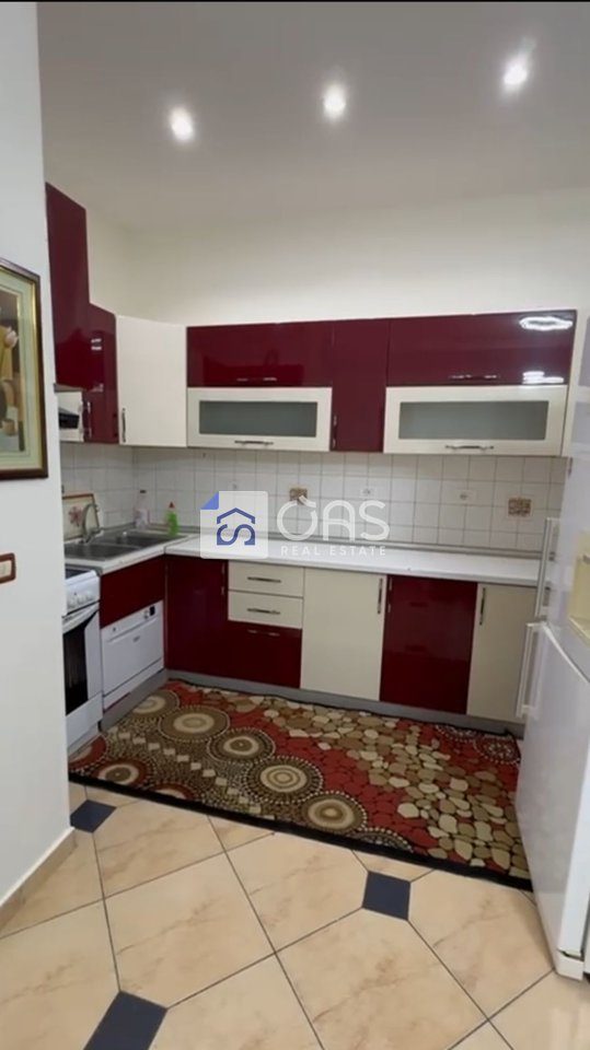 Shitet apartament 2+1 ne Don Bosko 2
