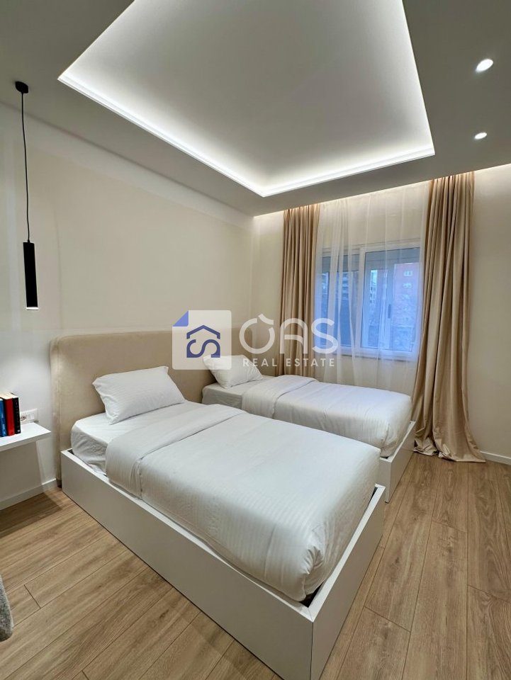 Jepet me qera apartamenti 2+1 Te Rruga Elbasanit 2