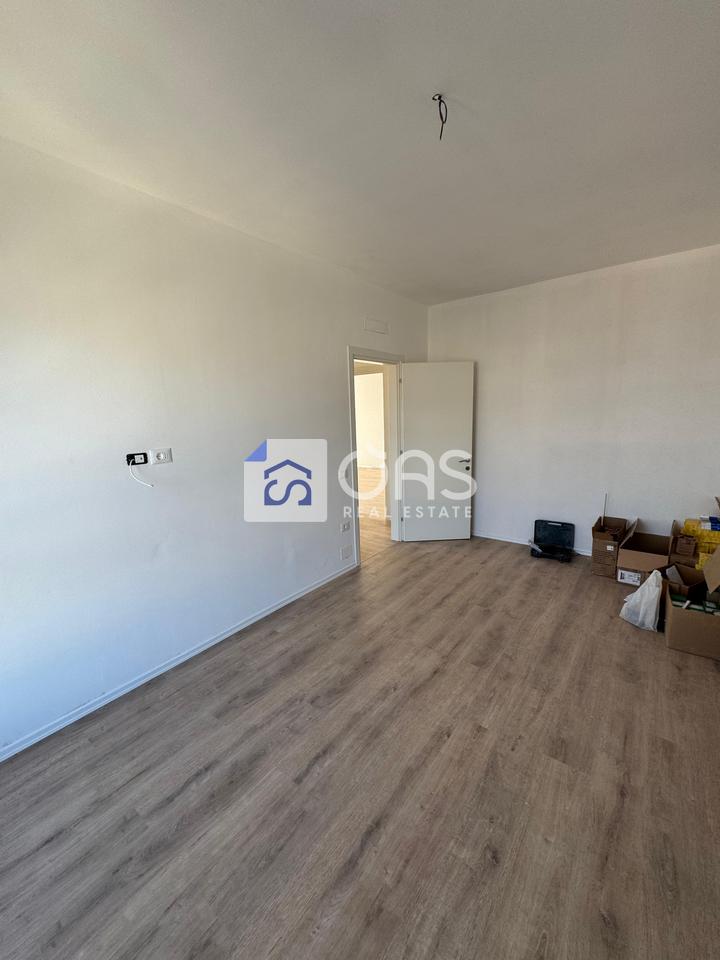 Shitet apartament 2+1 ne Paskuqan 4