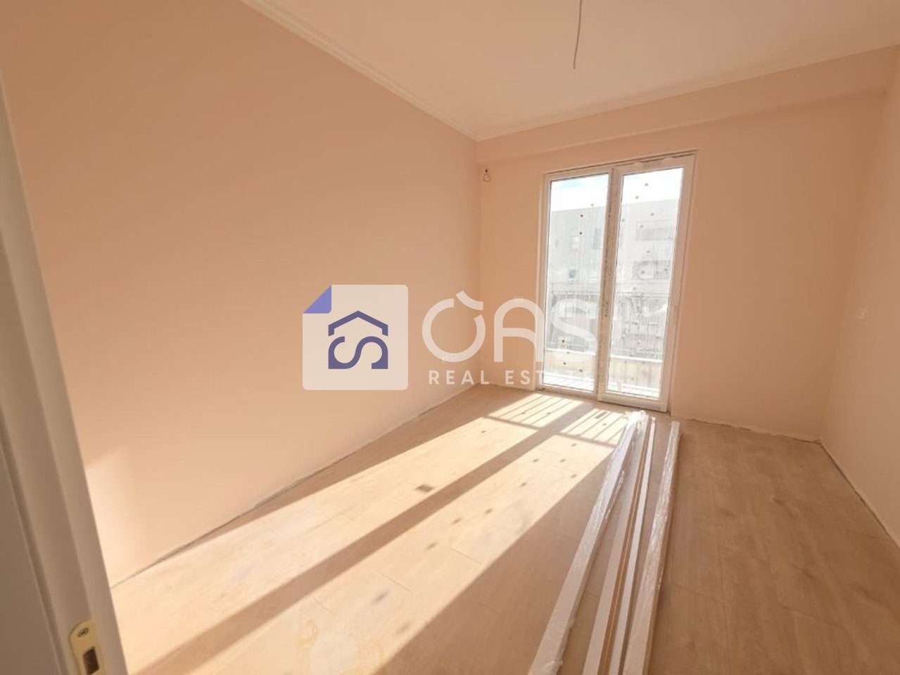 Jepet apartament me qera 2+1+2+post parkimi tek Komuna e Paisit 4