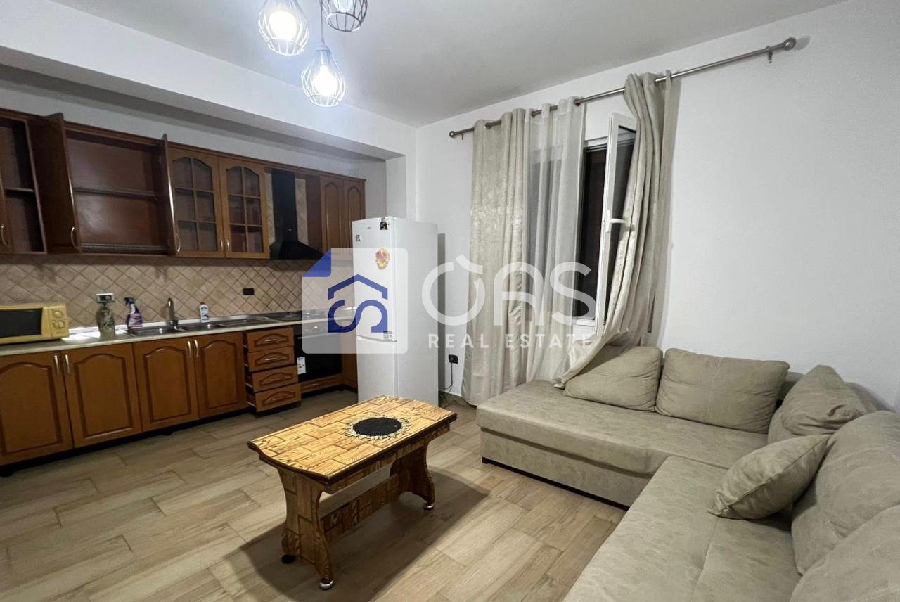 Jepet me qera apartament 1+1 te Siri Kodra 2