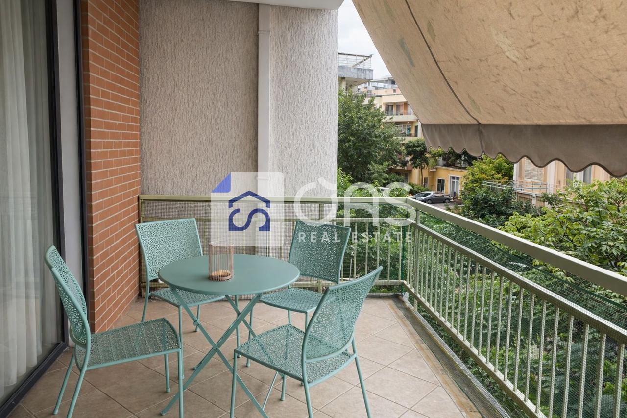 Jepet ambient me qera 2+1+2+post parkimi pran Kopshit Zologjik 4