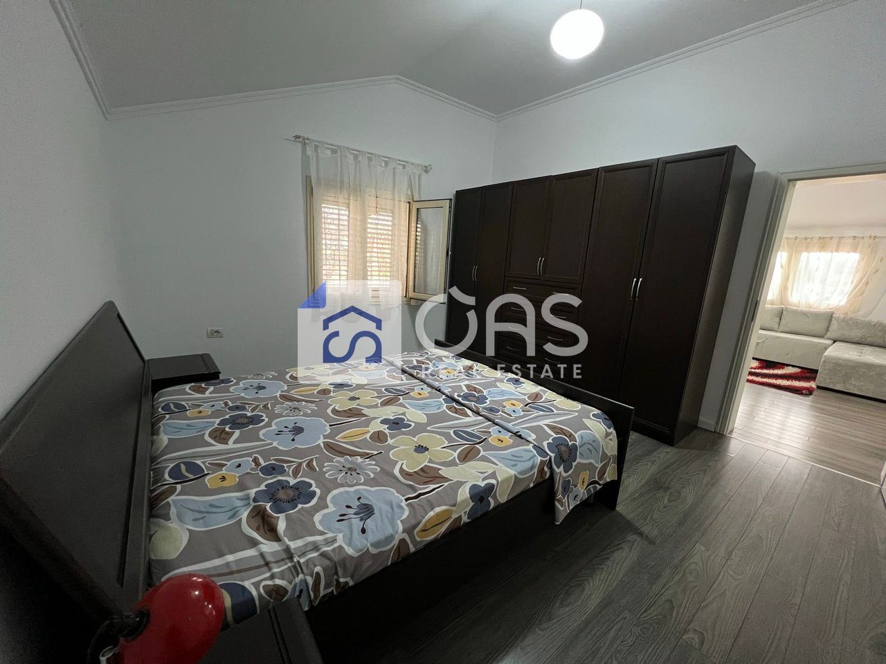 Jepet apartament me qera 2+1+ parkim tek Qytet Studenti 3