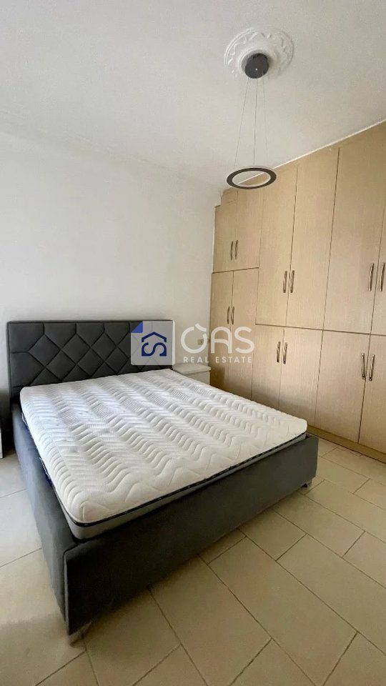 Jepet me qera apartament 1+1 ne Myslym Shyr 4