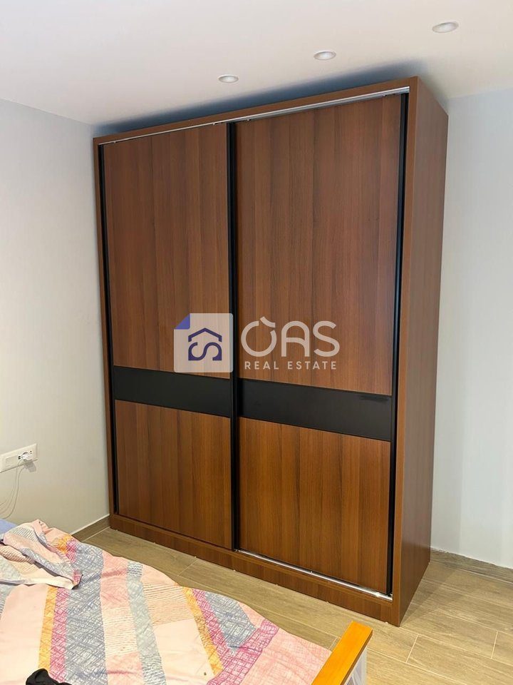 Jepet apartament me qera 1+1 Rruga Elbasanit 4