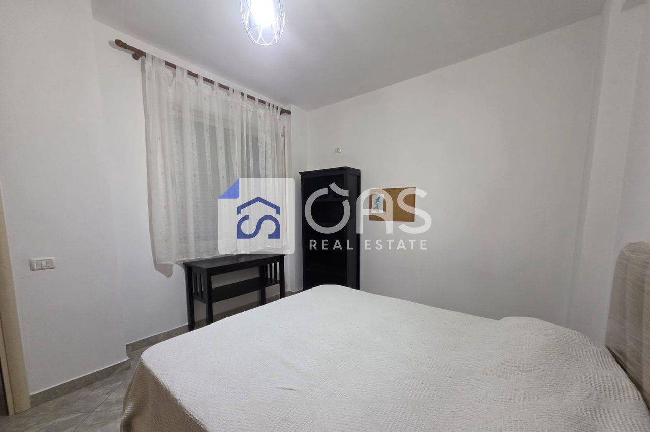 Jepet me qera apartament 1+1 tek Liqeni i Thate 4