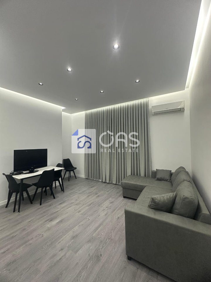 Jepet me qera apartament 1+1 tek Stadiumi Air Albania.