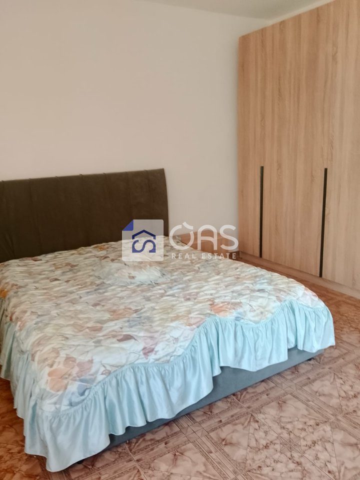 Jepet apartament me qera 2+1 ne Ali Dem 2