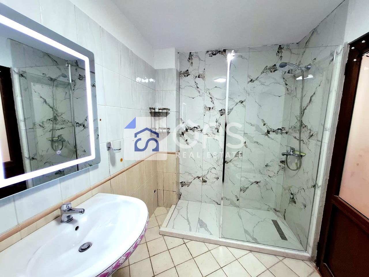 Jepet apartament me qera 2+1 Rruga Kavajes 2