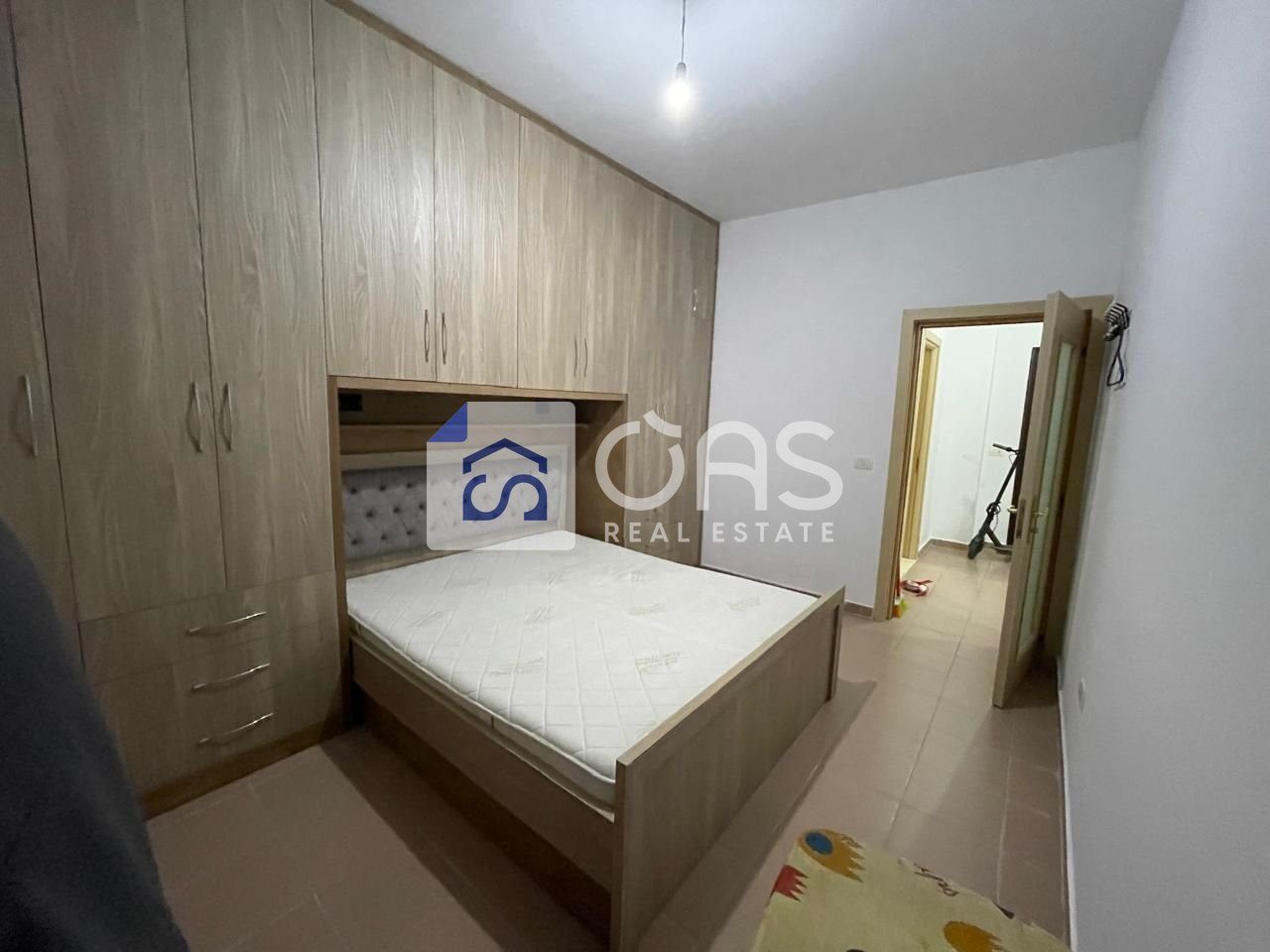 Jepet apartament me qera 1+1 ne Astir 2