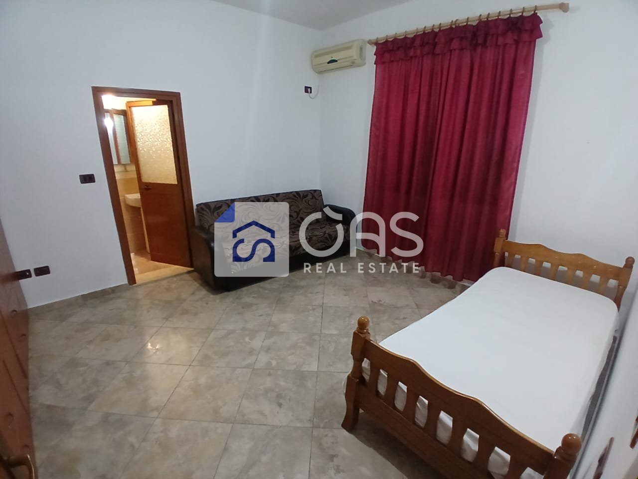 Jepet me qera apartament 2+1 ne Porcelan 3