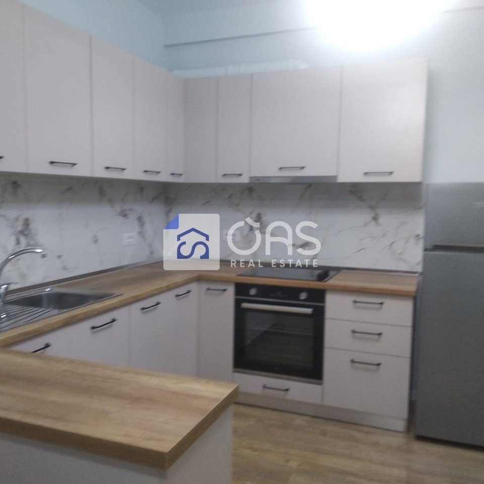 Jepet apartament me qera 1+1 Laprak