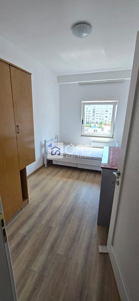 Jepet me qera apartamenti 2+1 vasil shanto 3