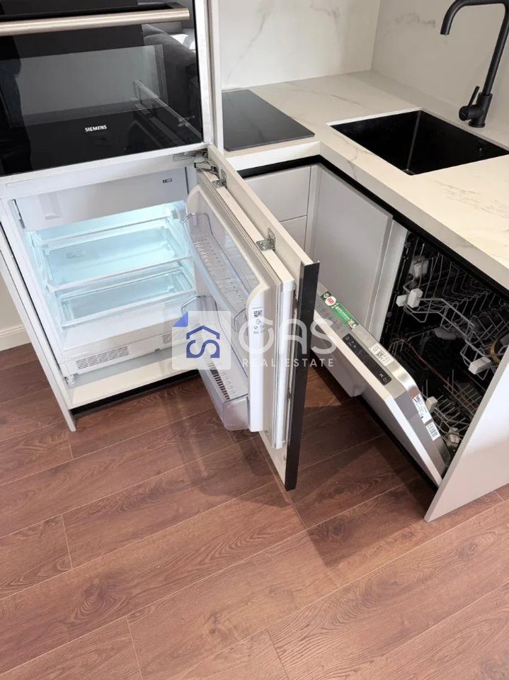 Jepet Apartament me qera 1+1 Ne 5 Maj 3