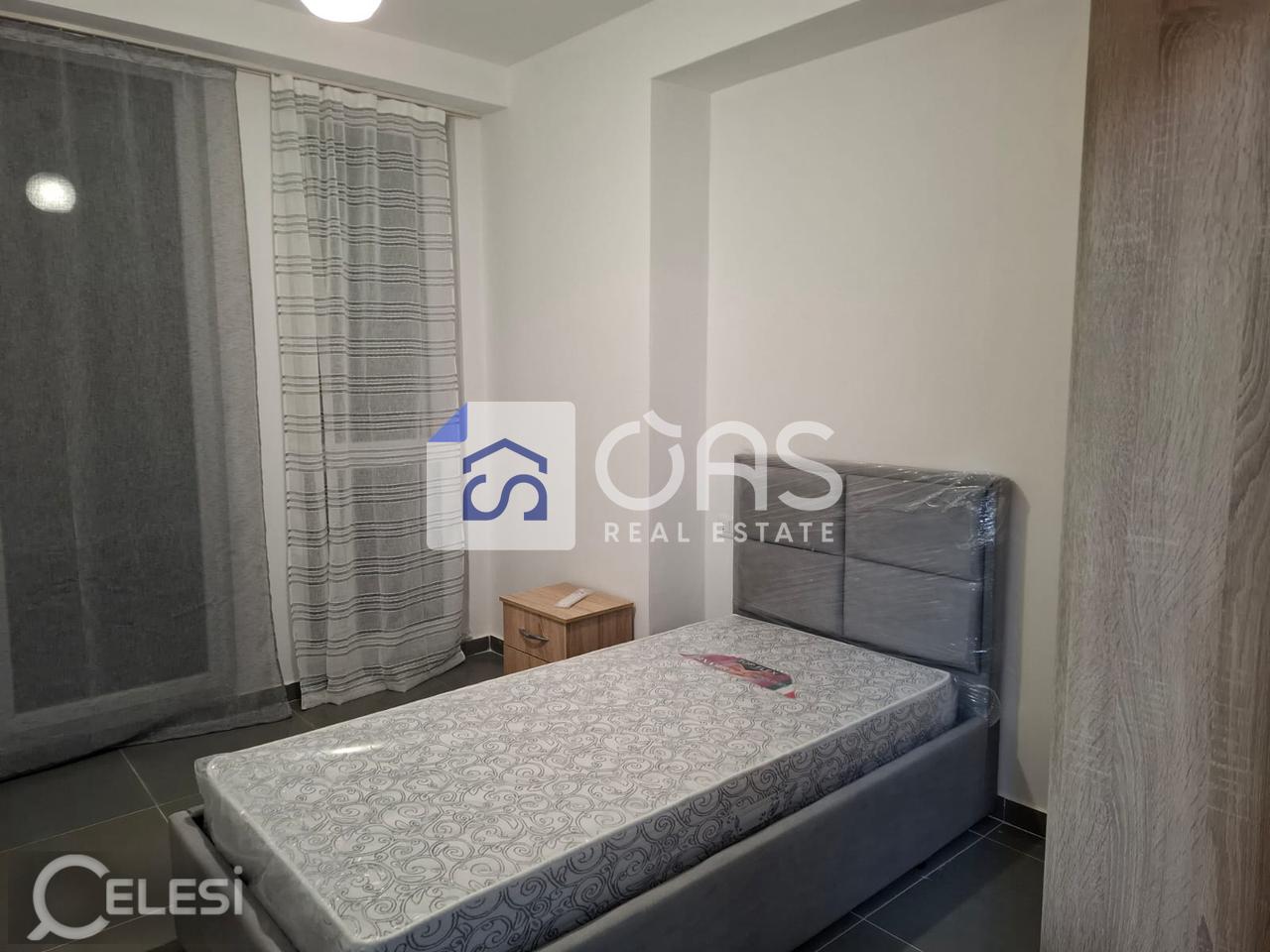 Jepet me qera apartamenti 3+1 5 maj (pallatet e bashkis) 3