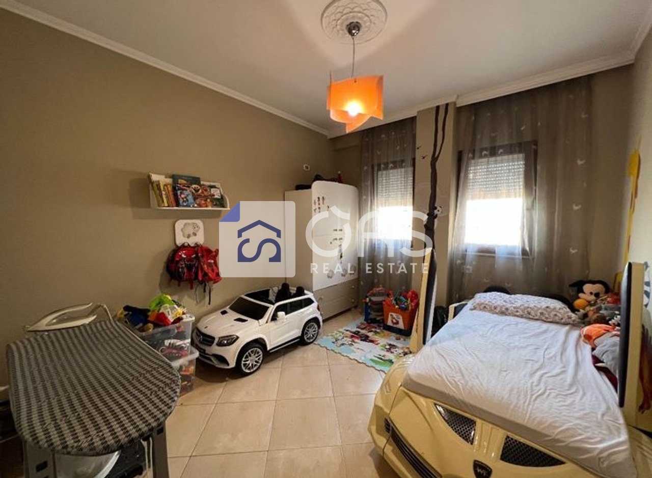 Jepet apartament 2+1 me qera tek Kodra Diellit 4