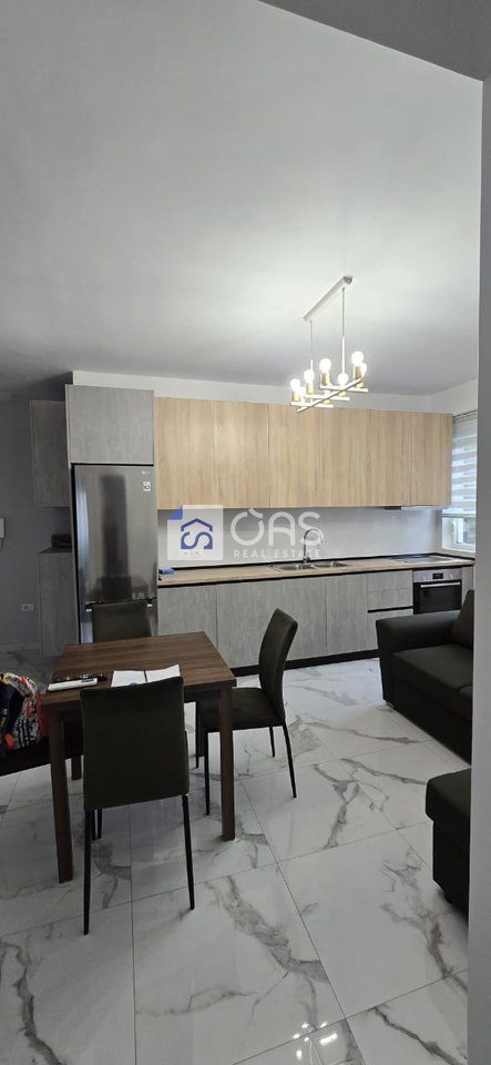 Apartament 2+1 Me Qira tek Liqeni i Thatë, Tiranë - 670€ | 80 m² 2