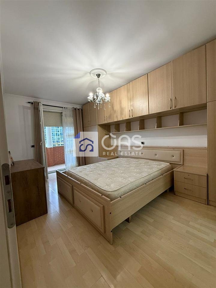 Jepet apartament me qera 3+1+2 tek Kopshti Zologjik 3