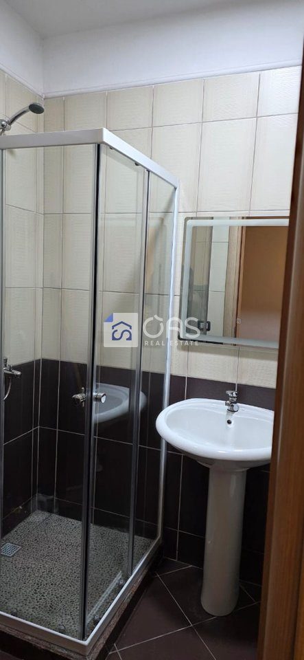 Jepet apartament me qera 2+1+2 tek Misto Mame 4