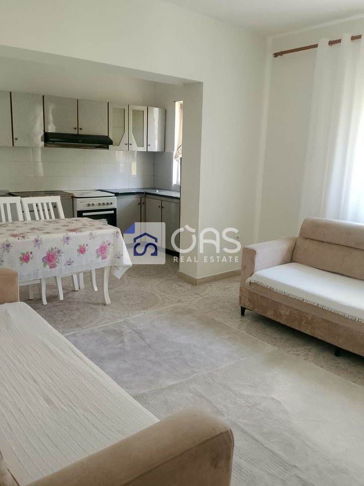 Jepet apartament me qera 2+1 ne Ali Dem